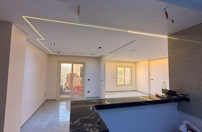 Apartment - 3 Bedrooms - 2 Bathrooms for rent in Rock Vera - 5th Settlement Compounds - The 5th Settlement - New Cairo City - Cairo