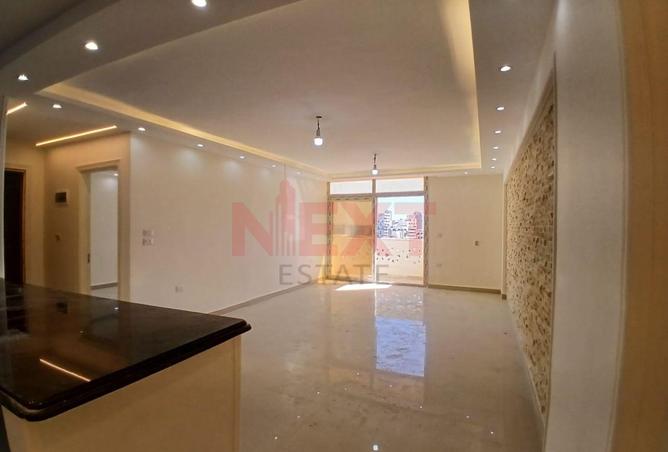 8027003 - Property Image 3