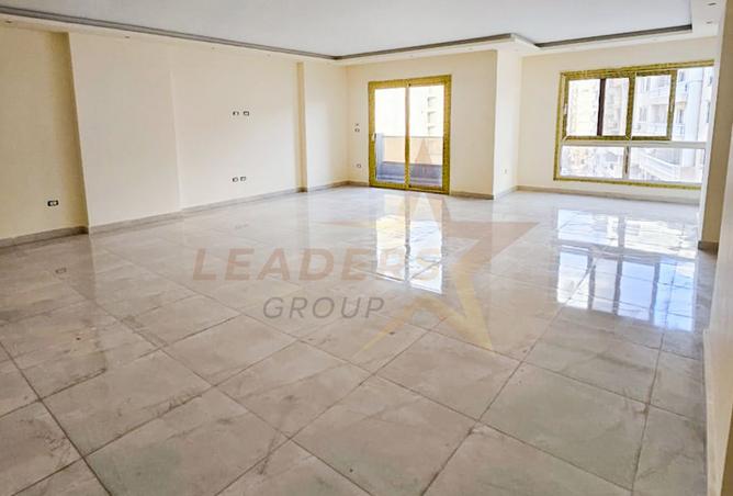 8027008 - صورة العقار 3