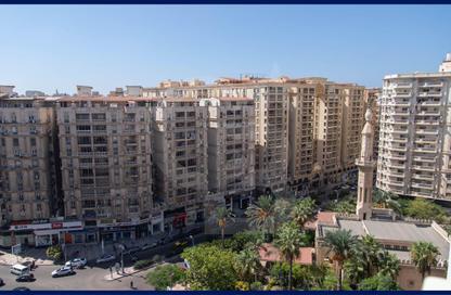Apartment - 3 Bedrooms - 3 Bathrooms for sale in Mohamed Fawzy Moaz St. - Smouha - Hay Sharq - Alexandria