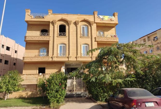 8030279 - Property Image 2