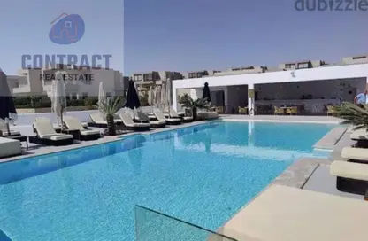 Chalet - 2 Bedrooms - 2 Bathrooms for sale in Azha - Al Ain Al Sokhna - Suez
