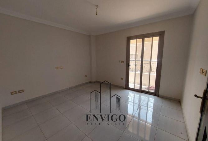 8031820 - Property Image 2