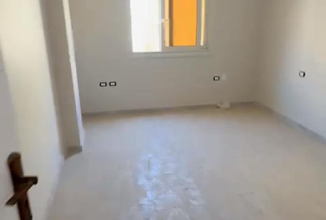 8031506 - Property Image 3