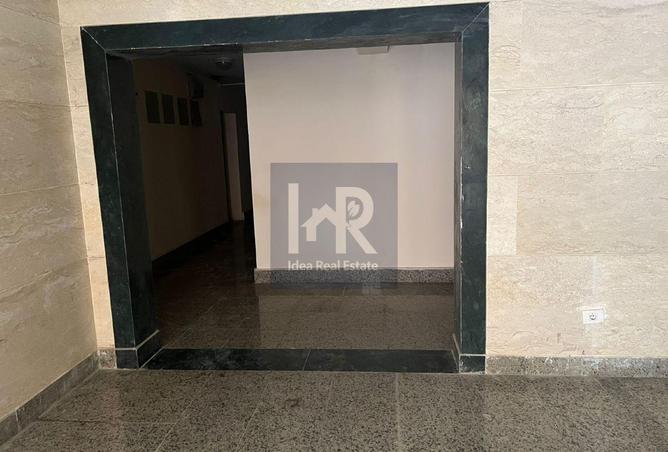 8040594 - Property Image 2