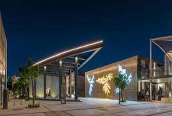 8040828 - Property Image 2