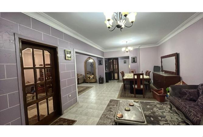 8039994 - Property Image 2