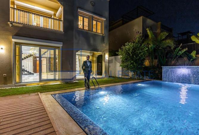 8040820 - Property Image 2