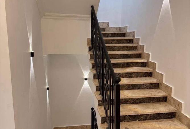 8040042 - Property Image 3