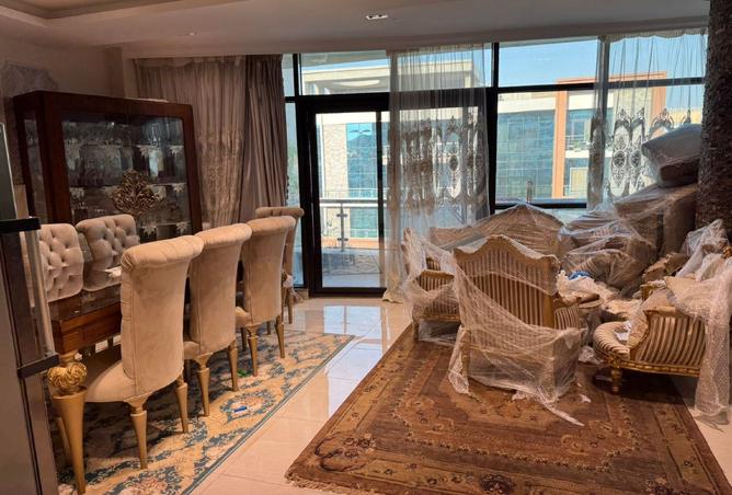 8040580 - Property Image 2