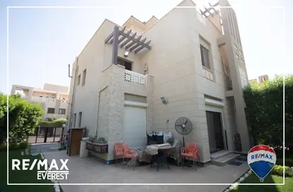 Twin House - 4 Bedrooms - 2 Bathrooms for sale in Zayed Greens 4 - Zayed Greens Compound - New Zayed City - Sheikh Zayed City - Giza