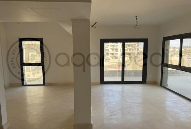 8193339 - Property Image 2