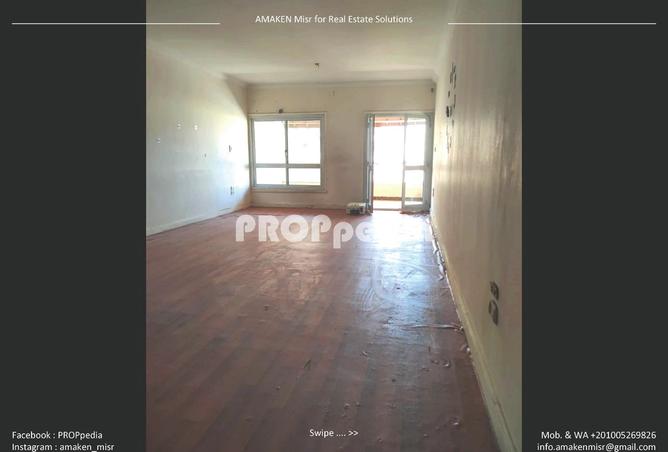 8042323 - Property Image 3