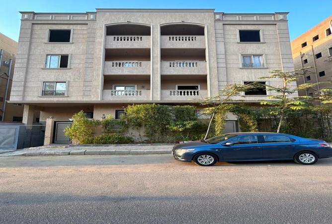 8042651 - Property Image 2