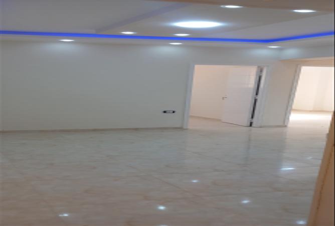 8043083 - Property Main Image