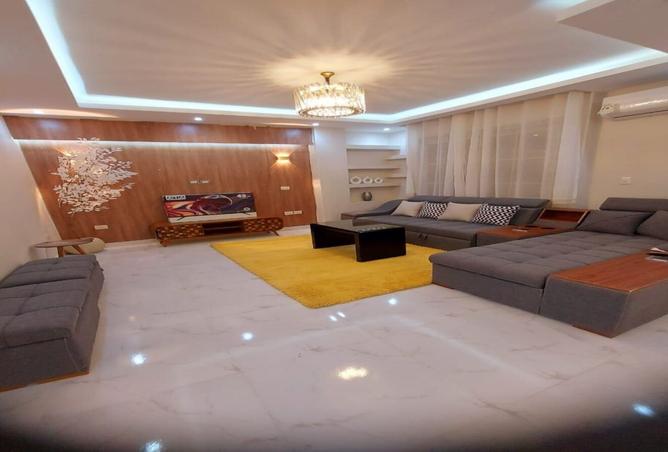 8043807 - Property Image 3