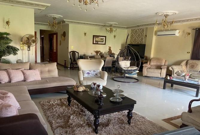 8044843 - Property Image 2