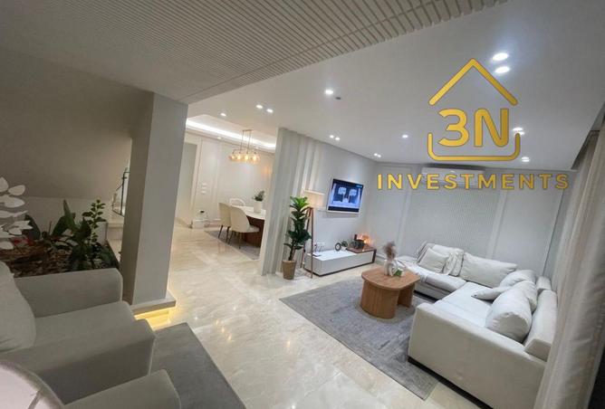 8045626 - Property Image 2