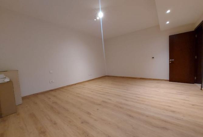 8047422 - Property Image 3