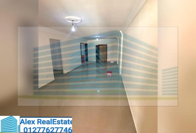 8047707 - Property Image 2