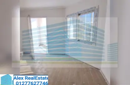 Apartment - 3 Bedrooms - 3 Bathrooms for rent in Roshdy St. - Roushdy - Hay Sharq - Alexandria