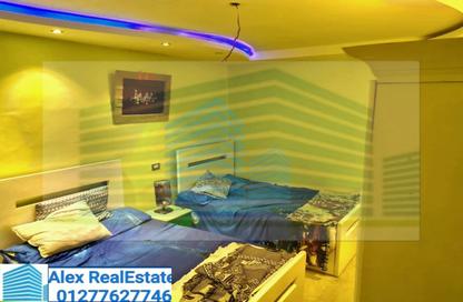 Apartment - 2 Bedrooms - 1 Bathroom for rent in Al Mosheer Ahmed Ismail St. - Sidi Gaber - Hay Sharq - Alexandria