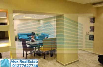 Apartment - 2 Bedrooms - 1 Bathroom for rent in Al Mosheer Ahmed Ismail St. - Sidi Gaber - Hay Sharq - Alexandria