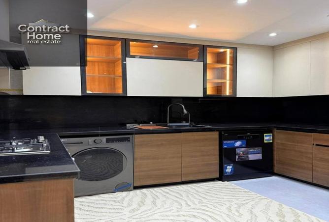 8048645 - Property Image 2