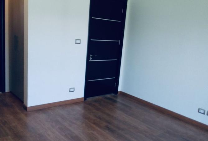 8048749 - Property Image 3