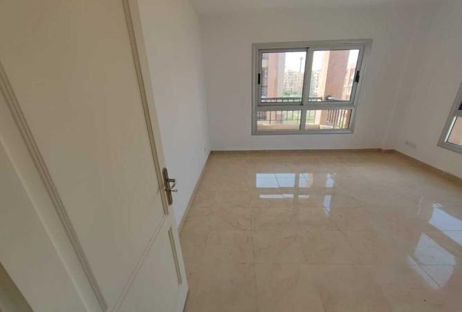 8049769 - Property Image 2