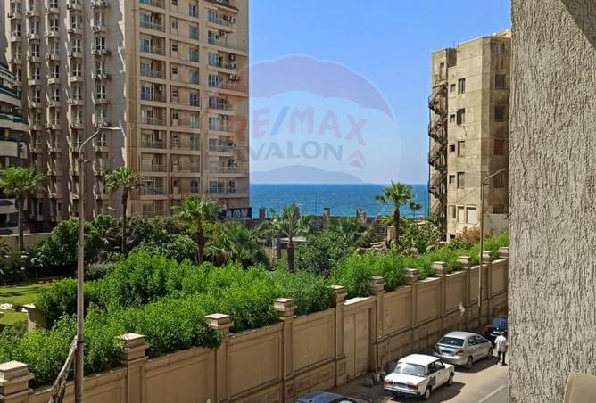 8051048 - Property Image 2