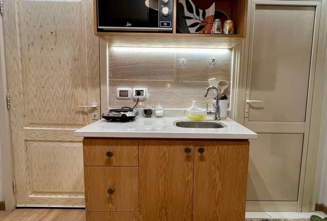 8051850 - Property Image 2