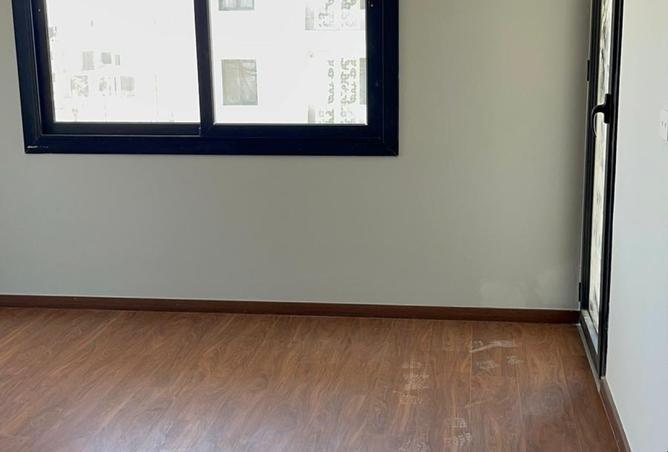 8056545 - Property Image 3