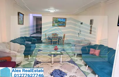 Apartment - 3 Bedrooms - 1 Bathroom for rent in Sidi Gaber St. - Sidi Gaber - Hay Sharq - Alexandria