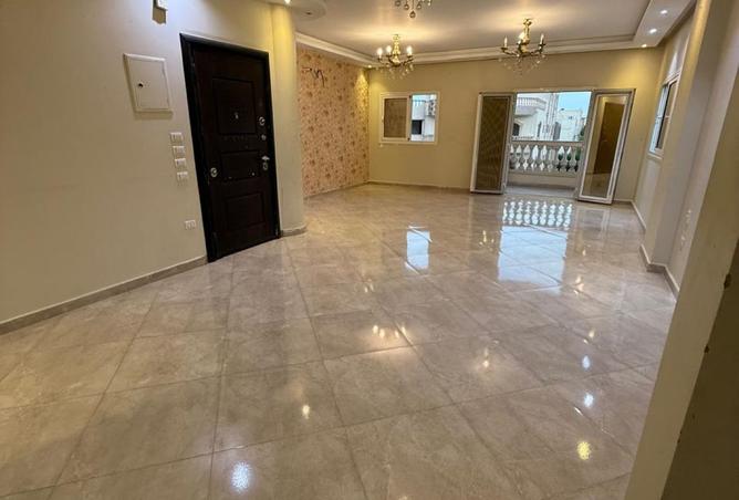 8061733 - Property Image 3