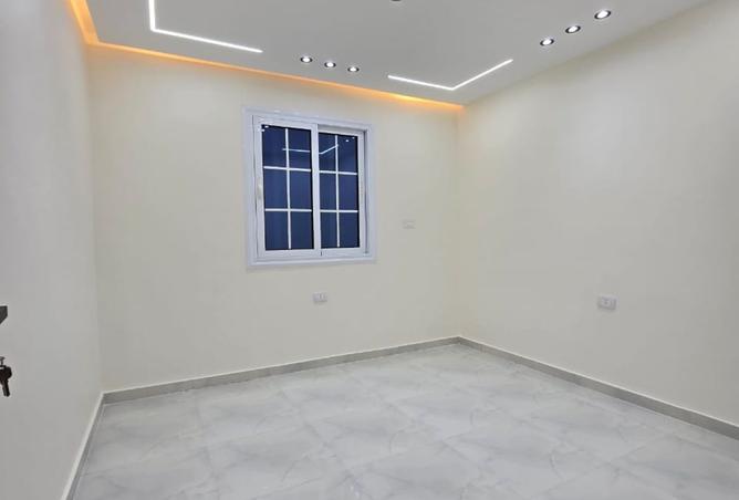 8064082 - Property Image 3