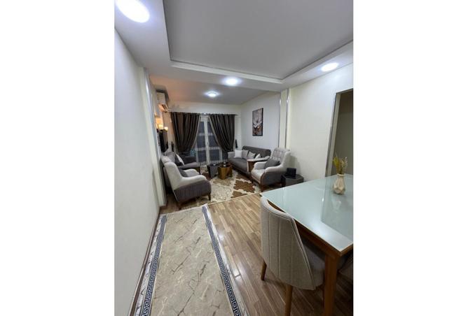 8065118 - Property Main Image