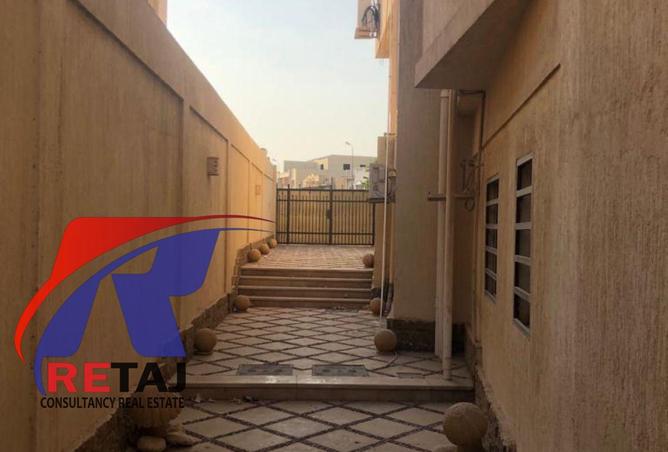 8064801 - Property Image 2