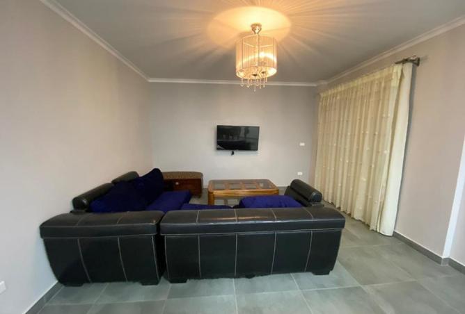 8065350 - Property Image 3