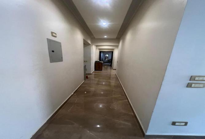 8065689 - Property Image 3