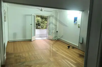 مساحات مكتبية - 2 غرف نوم - 1 حمام للبيع في شارع ابراهيم الحلبي - جليم - حي شرق - الاسكندرية