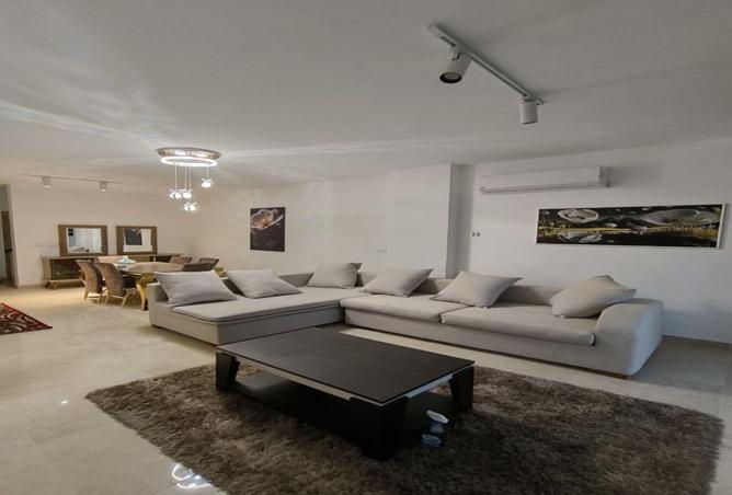 8066014 - Property Main Image