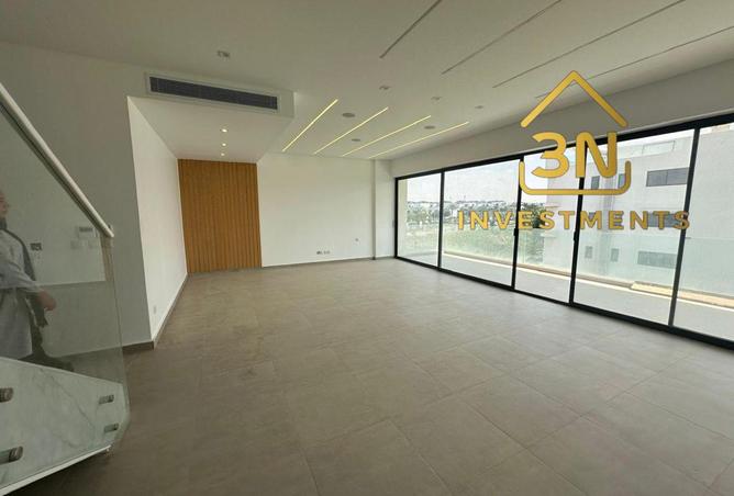 8066861 - Property Image 2