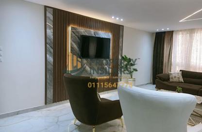 شقة - 3 - 2 للايجار في شارع الكوثر - المهندسين - الجيزة شقة - 3 - 2 للايجار في شارع الكوثر - المهندسين - الجيزة