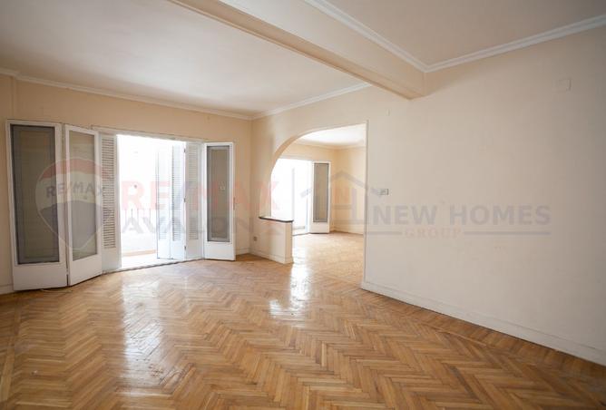 8073872 - Property Image 3