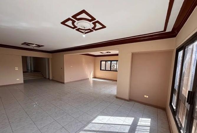 8075090 - Property Main Image