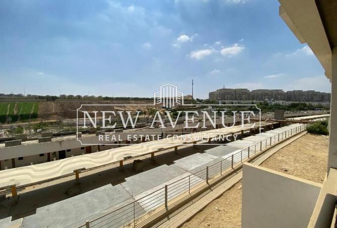 8318412 - Property Image 2