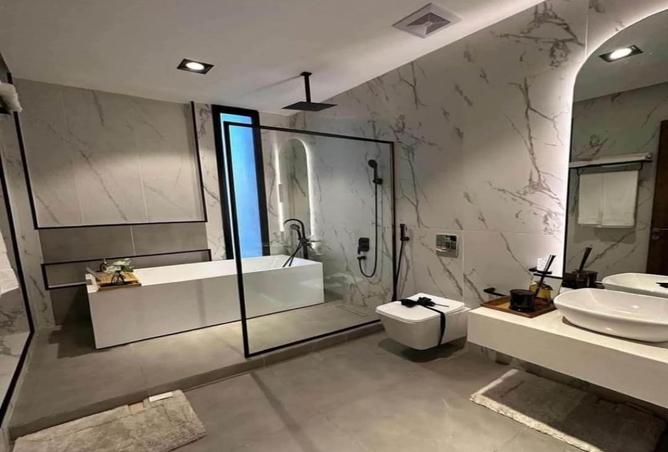 8076860 - Property Image 2