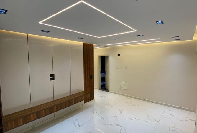 8077871 - Property Main Image