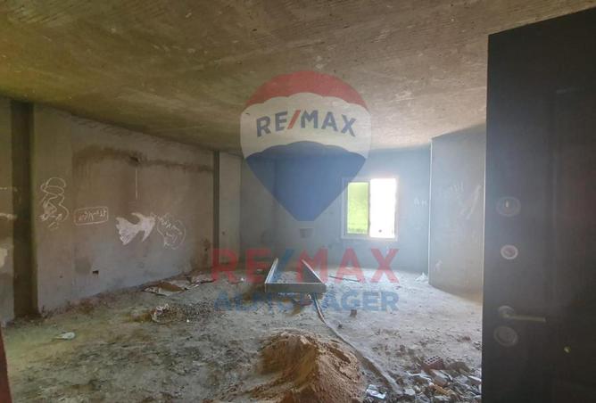 8316170 - Property Image 3